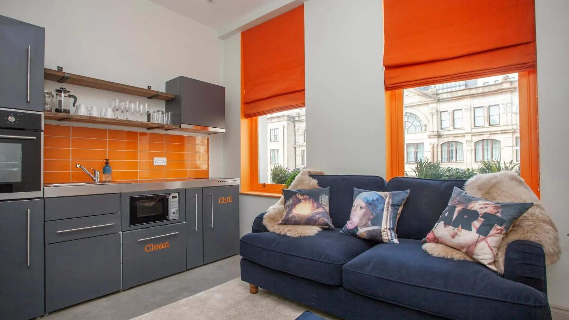 Higgihaus St Marys Apts Front ile iletişim